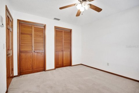 Villa ou maison à vendre à Deltona, Floride: 3 chambres, 177.81 m2 № 2418766 - photo 25
