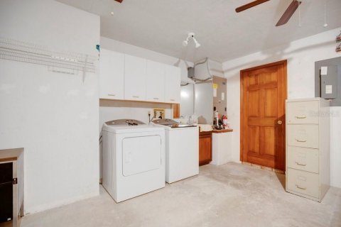 Villa ou maison à vendre à Deltona, Floride: 3 chambres, 177.81 m2 № 2418766 - photo 29