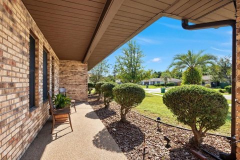 Villa ou maison à vendre à Deltona, Floride: 3 chambres, 177.81 m2 № 2418766 - photo 4