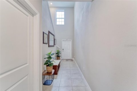 Villa ou maison à louer à Riverview, Floride: 5 chambres, 224.36 m2 № 2416894 - photo 4