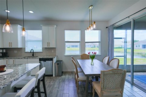 Touwnhouse à vendre à Bradenton, Floride: 2 chambres, 160.63 m2 № 1873167 - photo 13