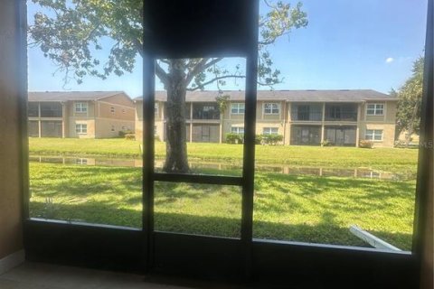 Condominio en alquiler en Orlando, Florida, 2 dormitorios, 84.08 m2 № 1917136 - foto 12
