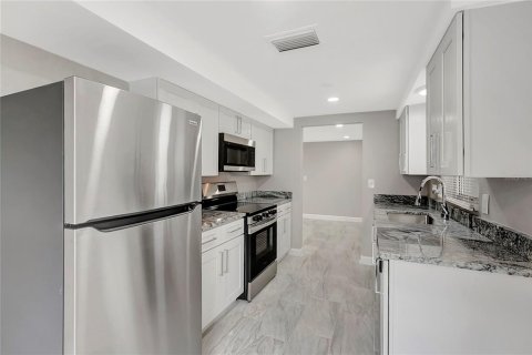 Casa en venta en Holiday, Florida, 3 dormitorios, 122.63 m2 № 1914236 - foto 18