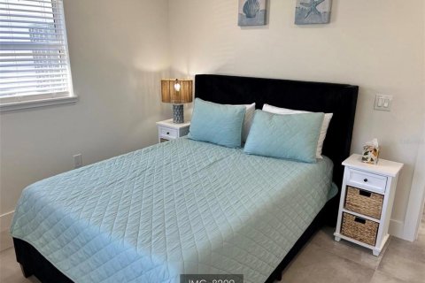 Villa ou maison à vendre à Sarasota, Floride: 2 chambres, 83.61 m2 № 2421884 - photo 15