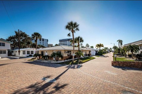 Villa ou maison à vendre à Sarasota, Floride: 2 chambres, 83.61 m2 № 2421884 - photo 23