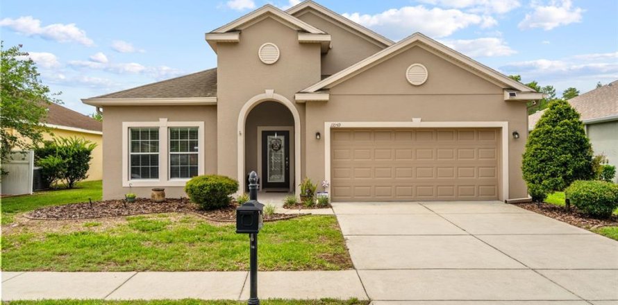 Villa ou maison à New Port Richey, Floride 4 chambres, 170.66 m2 № 2147658