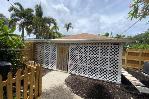 Immobilier commercial à louer à Fort Lauderdale, Floride: 33.82 m2 № 1954087 - photo 24