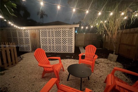 Immobilier commercial à louer à Fort Lauderdale, Floride: 33.82 m2 № 1954087 - photo 29