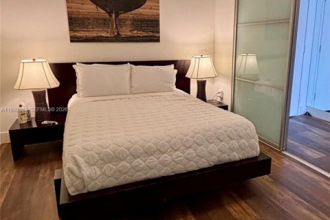 Купить кондоминиум в Халландейл-Бич, Флорида 1 спальня, 75.34м2, № 2055647 - фото 10