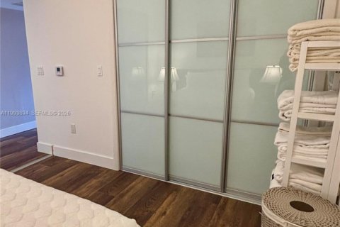 Купить кондоминиум в Халландейл-Бич, Флорида 1 спальня, 75.34м2, № 2055647 - фото 11