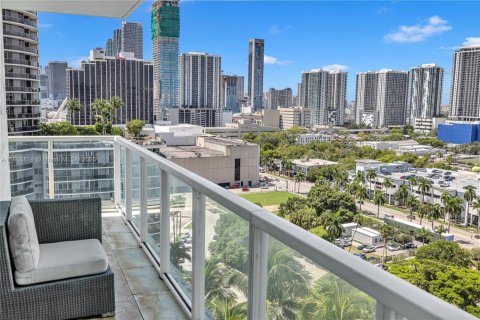 Copropriété à vendre à Miami, Floride: 2 chambres, 109.62 m2 № 1990398 - photo 30