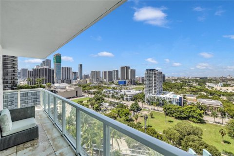 Copropriété à vendre à Miami, Floride: 2 chambres, 109.62 m2 № 1990398 - photo 27