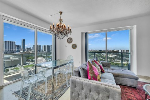 Copropriété à vendre à Miami, Floride: 2 chambres, 109.62 m2 № 1990398 - photo 5