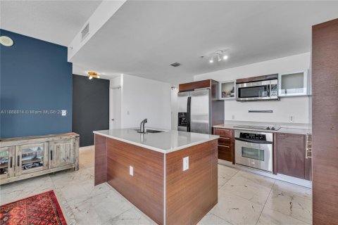 Copropriété à vendre à Miami, Floride: 2 chambres, 109.62 m2 № 1990398 - photo 11
