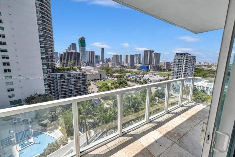 Copropriété à vendre à Miami, Floride: 2 chambres, 109.62 m2 № 1990398 - photo 22