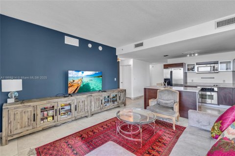 Copropriété à vendre à Miami, Floride: 2 chambres, 109.62 m2 № 1990398 - photo 6