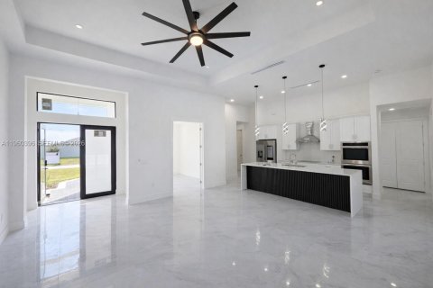 Villa ou maison à vendre à Cape Coral, Floride: 3 chambres № 2023260 - photo 14