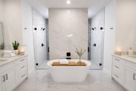 Villa ou maison à vendre à Cape Coral, Floride: 3 chambres № 2023260 - photo 21