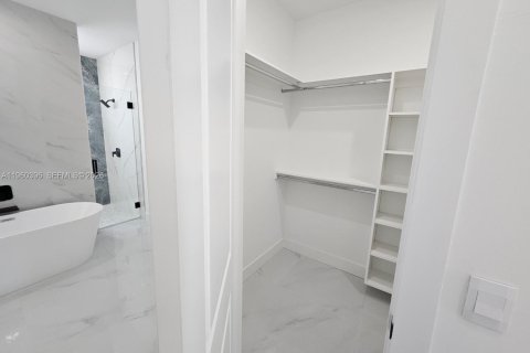 Villa ou maison à vendre à Cape Coral, Floride: 3 chambres № 2023260 - photo 26