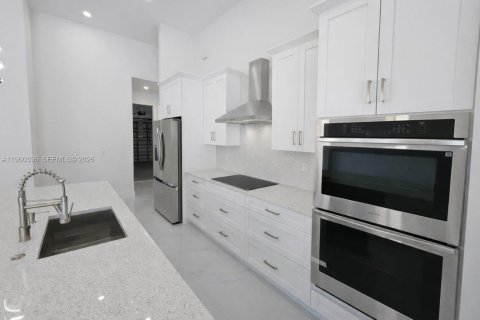 Villa ou maison à vendre à Cape Coral, Floride: 3 chambres № 2023260 - photo 11