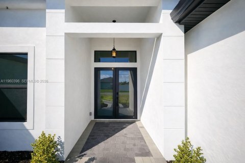 Villa ou maison à vendre à Cape Coral, Floride: 3 chambres № 2023260 - photo 5