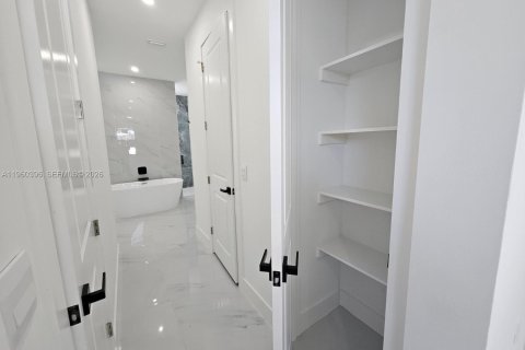 Villa ou maison à vendre à Cape Coral, Floride: 3 chambres № 2023260 - photo 24