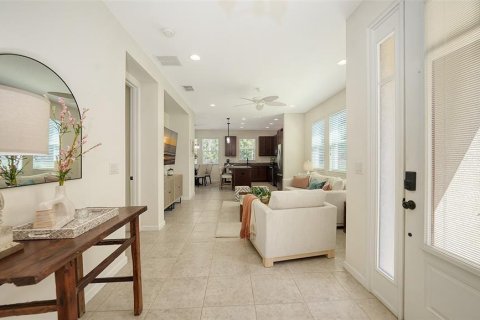 Casa en venta en Lakewood Ranch, Florida, 2 dormitorios, 123.84 m2 № 1657187 - foto 5