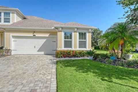 Casa en venta en Lakewood Ranch, Florida, 2 dormitorios, 123.84 m2 № 1657187 - foto 1
