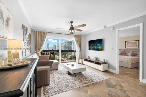 Copropriété à vendre à Miami Beach, Floride: 1 chambre, 85.28 m2 № 2008741 - photo 8