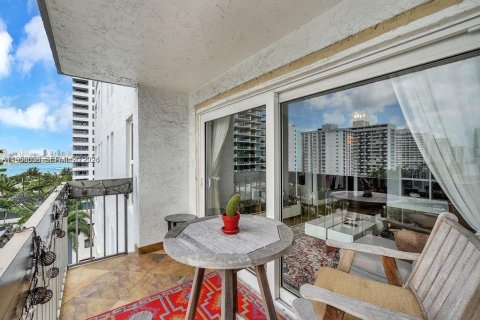 Copropriété à vendre à Miami Beach, Floride: 1 chambre, 85.28 m2 № 2008741 - photo 5