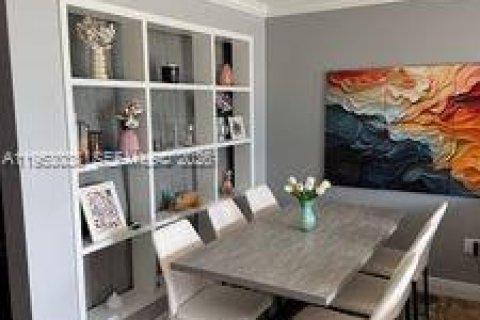 Copropriété à vendre à Miami Beach, Floride: 1 chambre, 85.28 m2 № 2008741 - photo 14