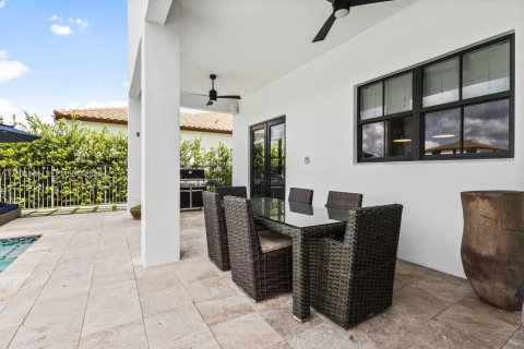 Villa ou maison à vendre à Cooper City, Floride: 5 chambres, 381.83 m2 № 2422064 - photo 28