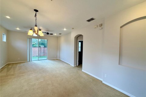 Touwnhouse à louer à Lake Mary, Floride: 3 chambres, 128.76 m2 № 2387419 - photo 10