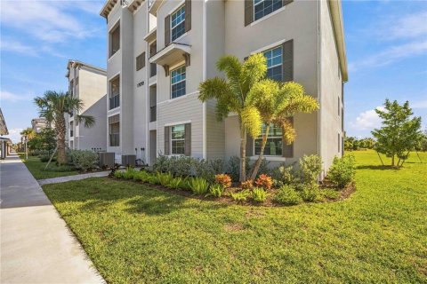 Condominio en Venice, Florida, 2 dormitorios  № 2431857