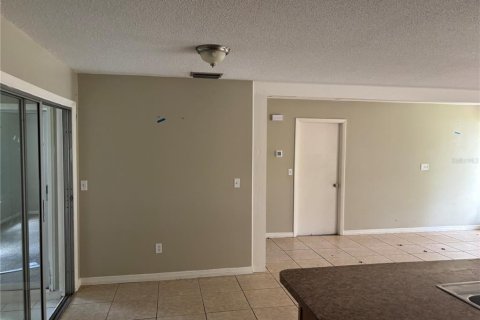 Casa en venta en Port Charlotte, Florida, 3 dormitorios, 129.69 m2 № 1851872 - foto 13