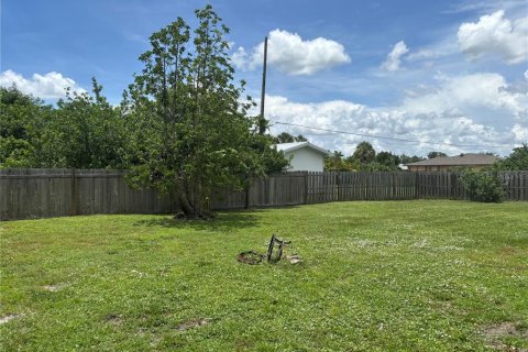 Casa en venta en Port Charlotte, Florida, 3 dormitorios, 129.69 m2 № 1851872 - foto 29