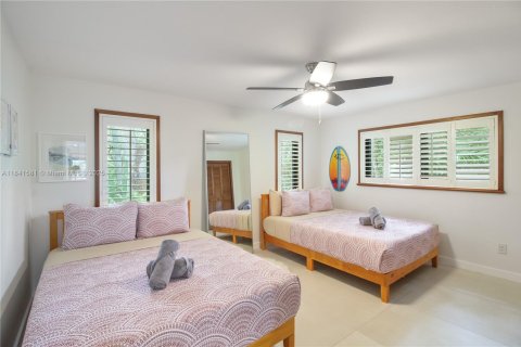 Снять в аренду виллу или дом в Пальметто-Бей, Флорида 4 спальни, 329.99м2, № 1833762 - фото 21