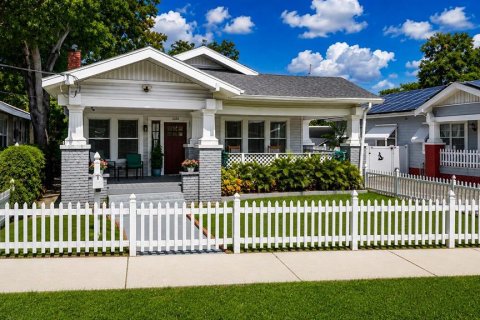 Villa ou maison à vendre à Tampa, Floride: 3 chambres, 131.36 m2 № 2303328 - photo 2