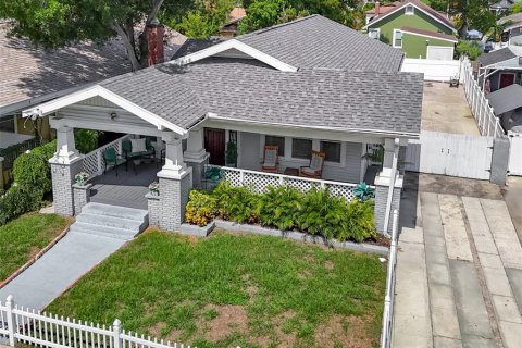 Villa ou maison à vendre à Tampa, Floride: 3 chambres, 131.36 m2 № 2303328 - photo 5