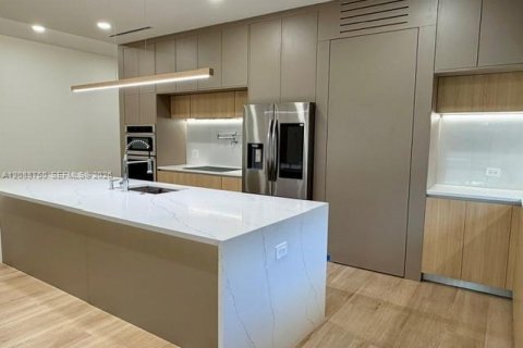 House in Fort Lauderdale, Florida 4 bedrooms № 2368381 - photo 15