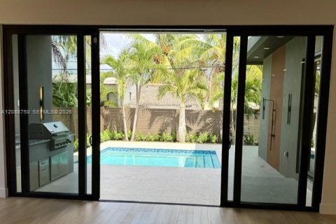 House in Fort Lauderdale, Florida 4 bedrooms № 2368381 - photo 20