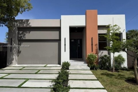 House in Fort Lauderdale, Florida 4 bedrooms № 2368381 - photo 4