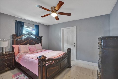 Casa en venta en Tamarac, Florida, 2 dormitorios, 95.5 m2 № 1945842 - foto 7