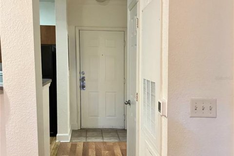 Condominio en venta en Orlando, Florida, 1 dormitorio, 69.12 m2 № 2201118 - foto 3