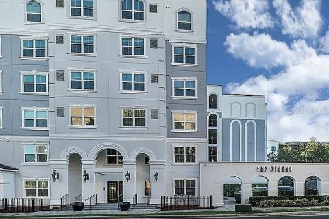 Condominio en venta en Orlando, Florida, 1 dormitorio, 69.12 m2 № 2201118 - foto 2