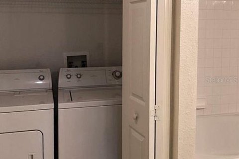 Condominio en venta en Orlando, Florida, 1 dormitorio, 69.12 m2 № 2201118 - foto 16