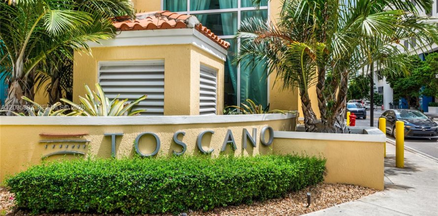 Touwnhouse à Miami, Floride 1 chambre, 121.52 m2 № 2153883