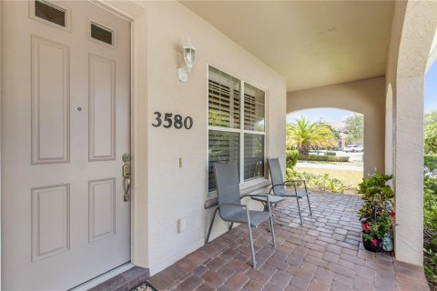 Townhouse in New Smyrna Beach, Florida 3 bedrooms, 175.68 sq.m. № 2210510 - photo 10