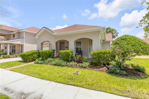 Townhouse in New Smyrna Beach, Florida 3 bedrooms, 175.68 sq.m. № 2210510 - photo 3