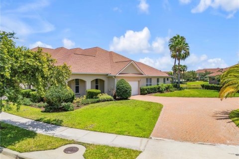 Townhouse in New Smyrna Beach, Florida 3 bedrooms, 175.68 sq.m. № 2210510 - photo 5